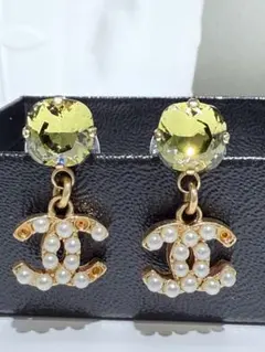 CHANEL ドロップ式ピアス イエロー