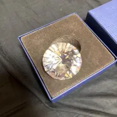 クリスタル 置物