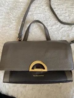 Item thumbnail for item 7a03f12f-87de-40ee-866b-8f659e18bcd6