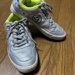 【新品級】 ZUMBA ズンバ スニーカー スタッズ 希少 US8のサムネイル