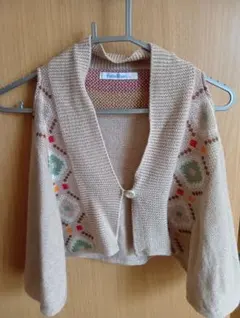 familiar ニットポンチョ 60～90cm