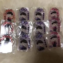 おそ松さん キーホルダー  1個の値段です。