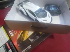 ​【美品】ランボルギーニ ヴェネーノ ラジコン ホワイト ライセンス公認商品