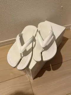Maison Margiela メゾンマルジェラ　足袋　タビ　サンダル　トングのサムネイル