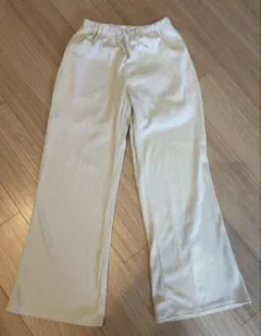 GU　GIRLS　リブプルオンワイドフレアパンツ　サイズ　160　ナチュラル