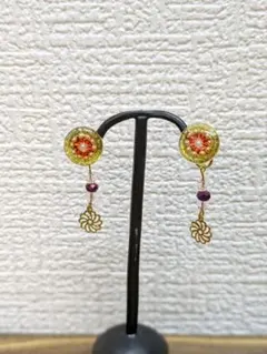 No.2535。Shaanadaar(レジンピアス)