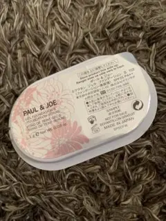 PAUL＆JOE ポール&ジョー　試供品ジェルファンデーション　102