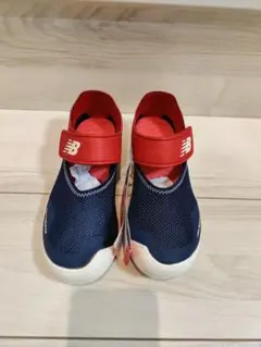 ニューバランスのアクアシューズ