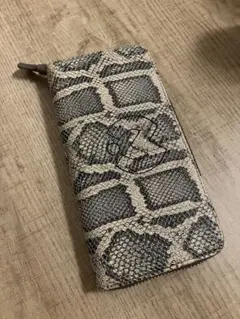 保管品　ミラショーン　長財布のサムネイル