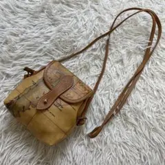 【美品】 プリマクラッセ 世界地図柄 レザー クロスボディ ショルダーバッグ