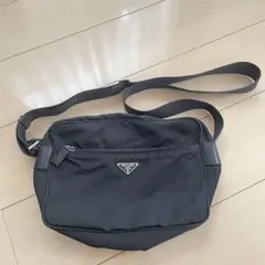 PRADA ナイロン　ショルダーバッグ　黒
