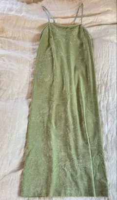 ライトグリーン ベロアキャミワンピース