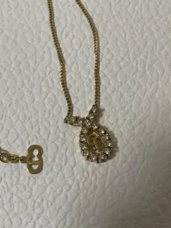 Dior ゴールド クリスタル ネックレス