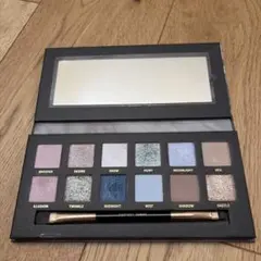 PERFECT DIARY アイシャドウパレット