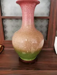グラデーションガラス花瓶 木製台座付き