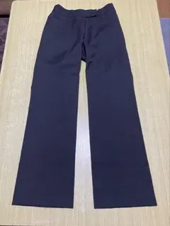 ストレートパンツ リクルートスーツ　黒　パンツ　ズボン　5号