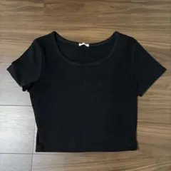 GU クロップドトップス