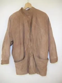 イタリア製　VERA PELLEベージュ　スエード　膝上丈コート　Mサイズ