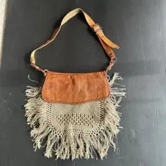 【♡45r 】ヌメ革/フリンジ付きレザーショルダーバッグのサムネイル
