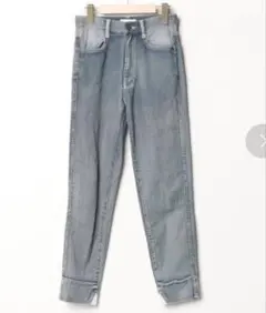 アメリヴィンテージ　スキニー　デニム　パンツ　ヴィンテージ加工のサムネイル