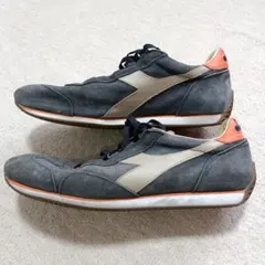 Item thumbnail for item 3491cb4e-fbe3-404d-a737-2c88481ecdf3