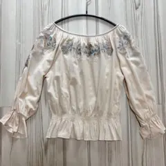 イエナ　ベージュ 花柄刺繍 五分袖ブラウス