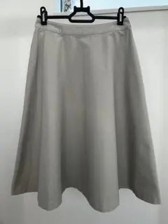 マドモアゼルノンノン　ひざ丈フレアスカート　ベージュ