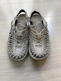 KEEN UNEEK スポーツサンダル グレー