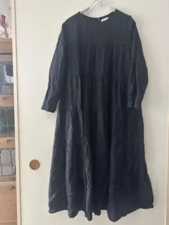 fog linen workの黒い長袖ワンピース