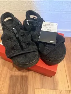 Nike AIR MAX ココサンダル ファー
