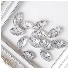 ・トリプレットクリスタル(ブラックボタニカル) マーキスカット　1個