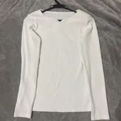 【しまむら】ホワイト 白 Vネック 長袖 ニット