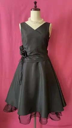 ブラック　フォーマルワンピース　パーティードレス