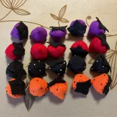 ハンドメイド　フェルトのイチゴ４色２０個　ハロウィンカラー