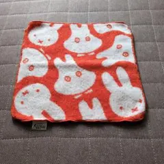 【未使用】miffyのタオルハンカチ　ハンドタオルのサムネイル