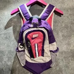 Nike リュックサック 紫 ピンク