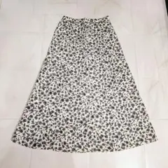 アパートバイローリーズ 花柄 ロングスカート フレアスカート Lサイズ
