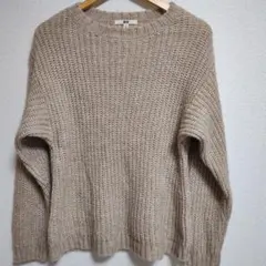 UNIQLO ベージュ ニットセーター M