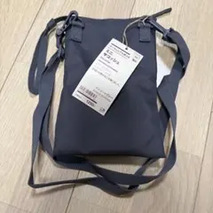 無印良品　ミニ サコッシュ Sacoche 新品未使用　値下げ終了のサムネイル