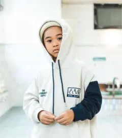 Item thumbnail for item 8e013172-5879-4721-87b5-1272055635fd