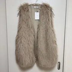 SALOON ロングフォックスライクベスト　ベージュ