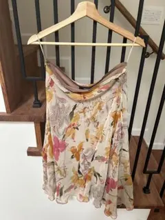 Mango 女性用花柄スカート。のサムネイル