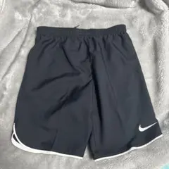 Nike DRI-FIT ハーフパンツ Lサイズ