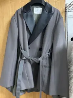 sacai バックプリーツ ジップアップ ブルゾン 24-07390 - メルカリ