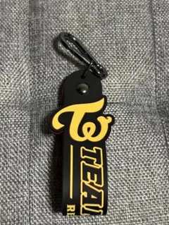 READY TO BE TEAM TWICE タオルホルダー