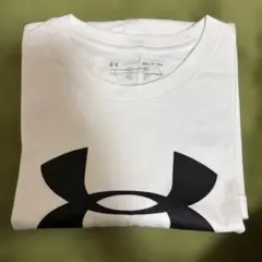 アンダーアーマー　Tシャツ