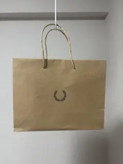FRED PERRY（フレッドペリー）紙袋のサムネイル