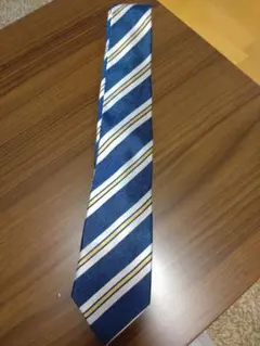 ストライプ ネクタイ