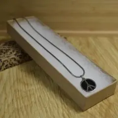 ピースマーク ペンダント ネックレス ブラック
