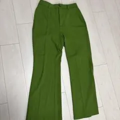 スソフレアパンツ